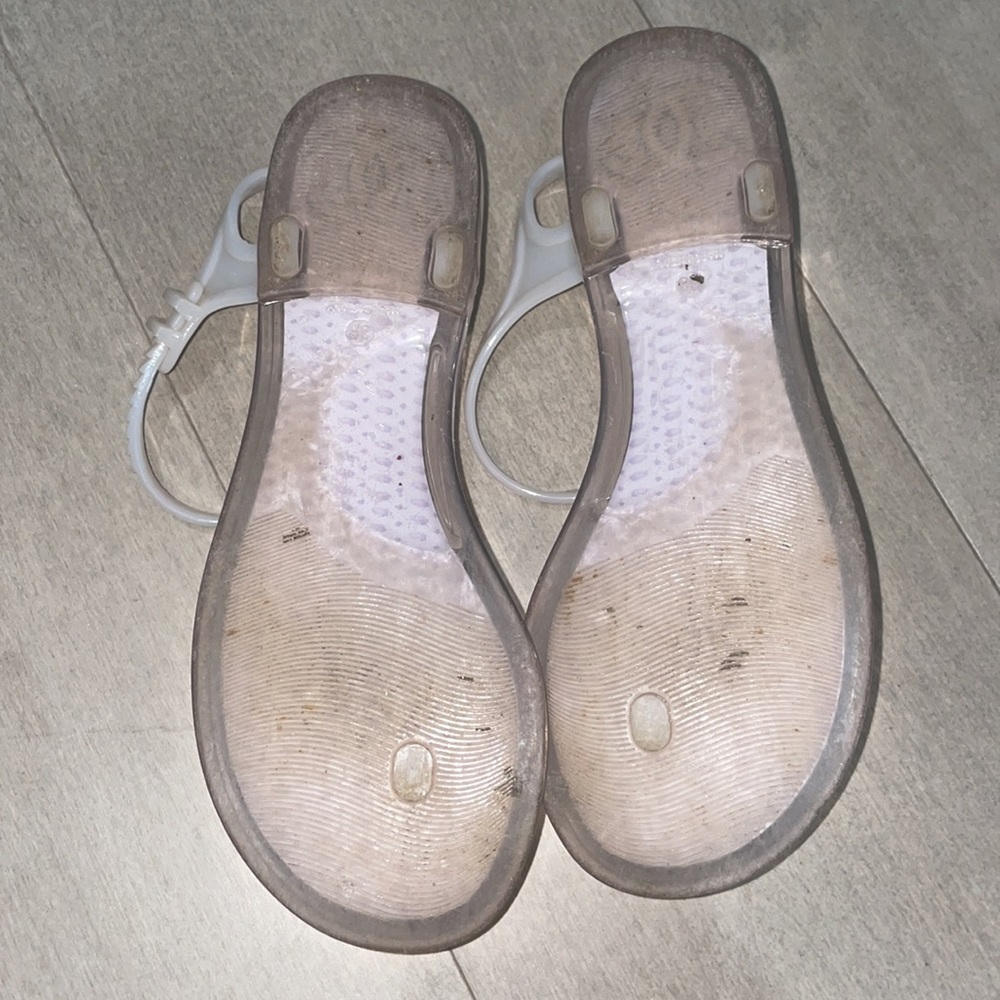 AUTHENTIC CHANEL CAMELLIA JELLY SANDAL - Picture 2 of 3